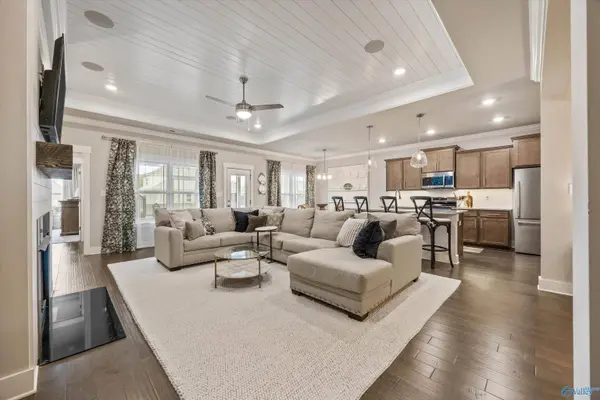 21941 Shearwater Drive, Athens, AL 35613