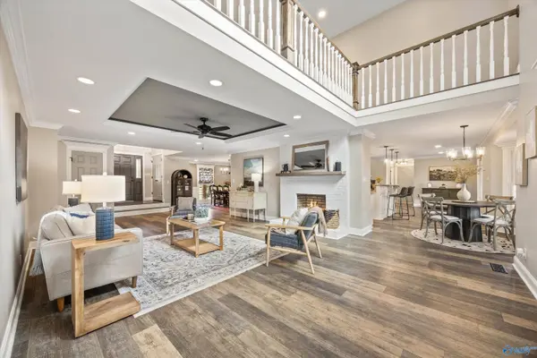 205 Lindsay Lane S, Athens, AL 35613
