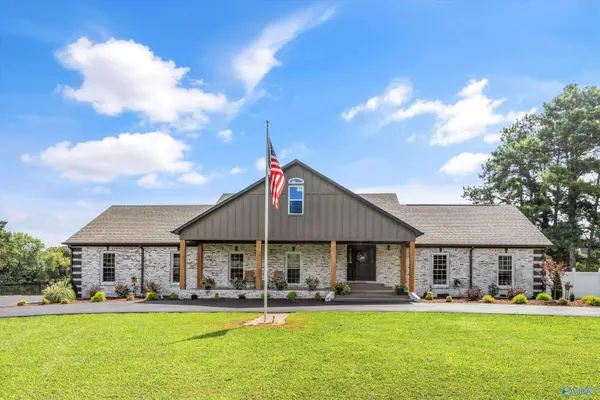 205 Lindsay Lane S, Athens, AL 35613