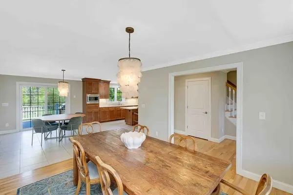 12 Linda Lane, Salisbury, MA 01952