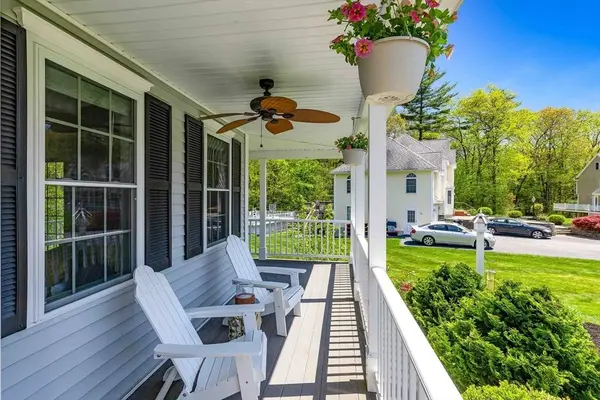 12 Linda Lane, Salisbury, MA 01952