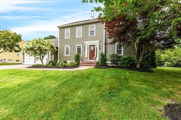 5 Virginia Ave, Newburyport, MA 01950