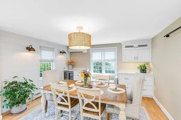 5 Virginia Ave, Newburyport, MA 01950