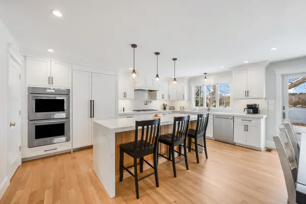 6 Stanwood Pt #Unit B, Gloucester, MA 01930-2447