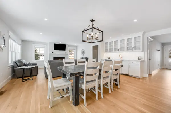 6 Stanwood Point, Unit B, MA