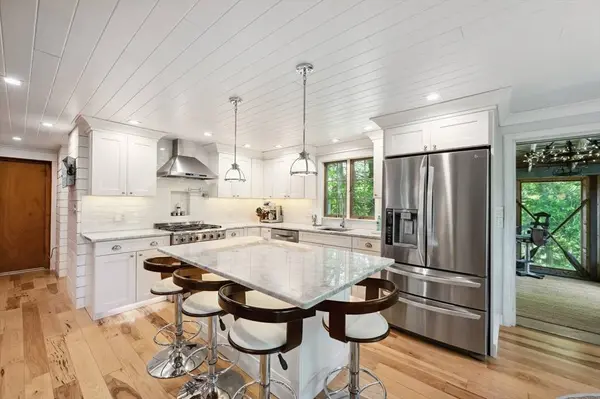 15 Youngs Rd, Gloucester, MA 01930