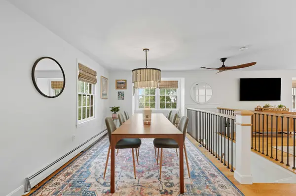 4 Ciaramitaro Ct, Gloucester, MA 01930-1221