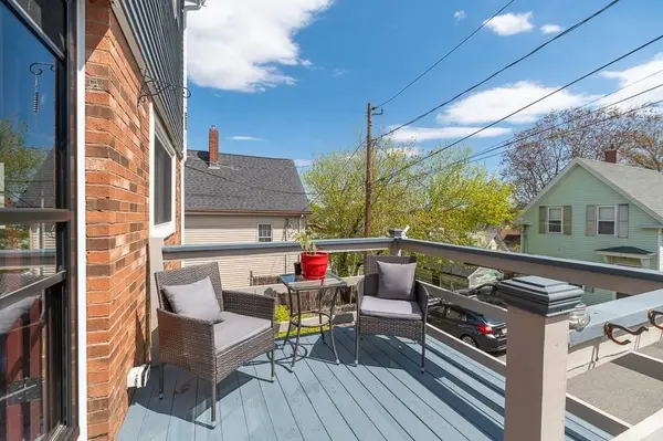 9 Alpine Ct, Gloucester, MA 01930