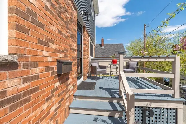 9 Alpine Ct, Gloucester, MA 01930