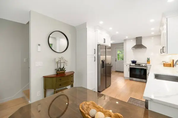 302 Western Ave #A, Gloucester, MA 01930