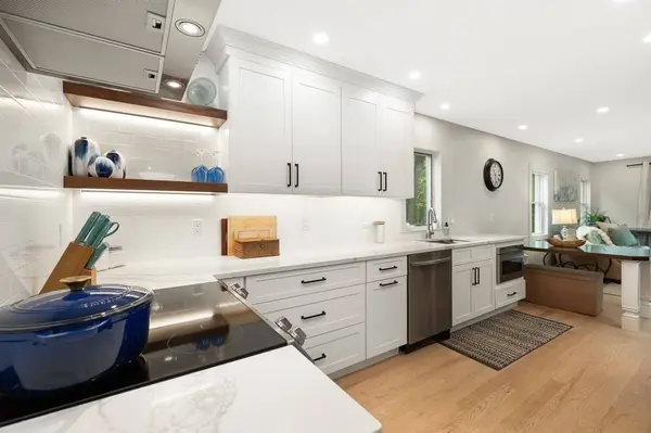302 Western Ave #A, Gloucester, MA 01930