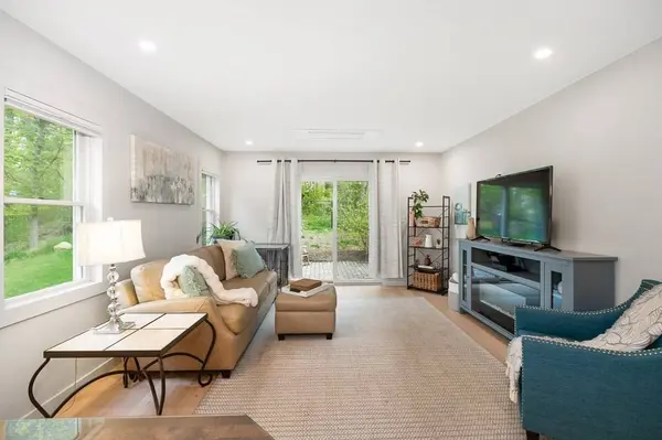 302 Western Ave #A, Gloucester, MA 01930
