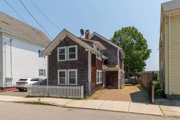 7 Derby St #0, Gloucester, MA 01930