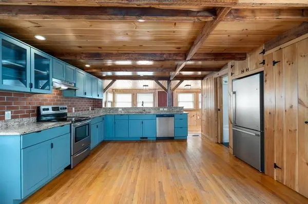 7 Derby St #0, Gloucester, MA 01930