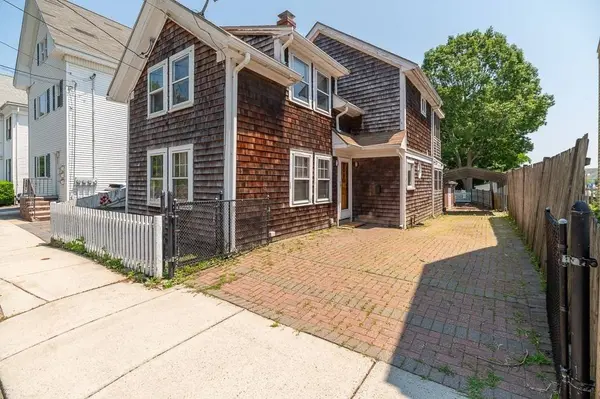 7 Derby St #0, Gloucester, MA 01930