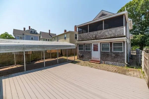 7 Derby St #0, Gloucester, MA 01930