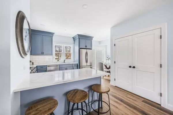 451 Essex St #4, Beverly, MA 01915