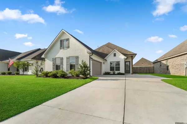 9950 Ashby Ln, Denham Springs, LA 70726