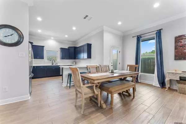 9950 Ashby Ln, Denham Springs, LA 70726