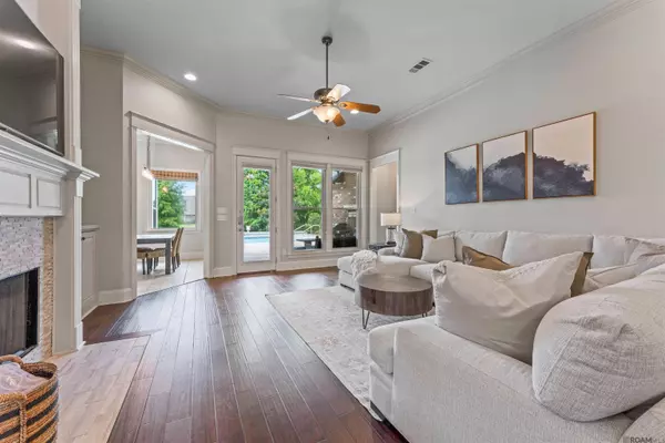 39359 Lakeland Ave, Prairieville, LA 70769