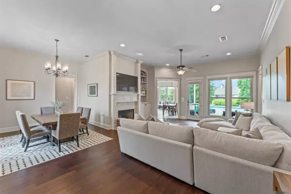 39359 Lakeland Ave, Prairieville, LA 70769