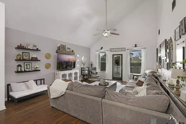 10700 Braves Ave, Denham Springs, LA 70726