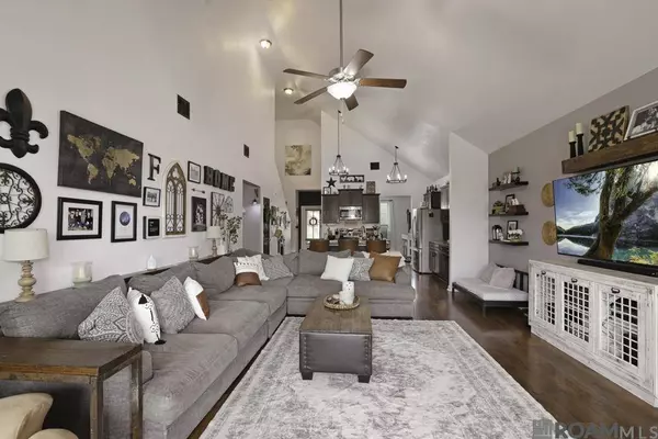 10700 Braves Ave, Denham Springs, LA 70726