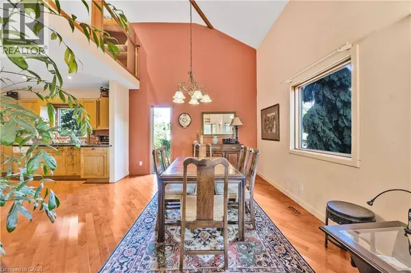 94 HIGHWAY 8, Flamborough, ON L9H4V5