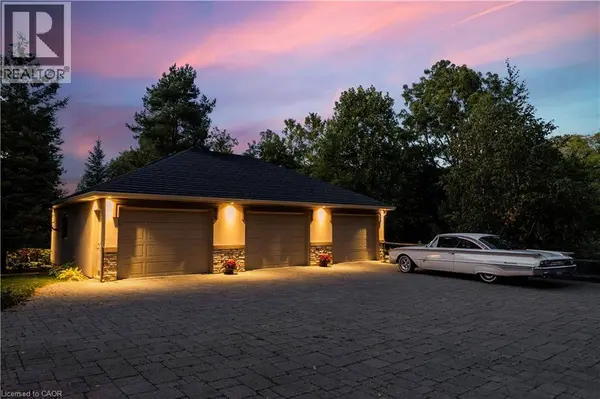 94 HIGHWAY 8, Flamborough, ON L9H4V5