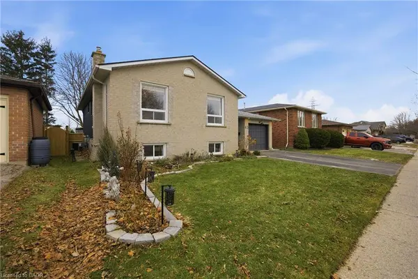 43 Ludlow Crescent, Brantford, ON N3P 1V3