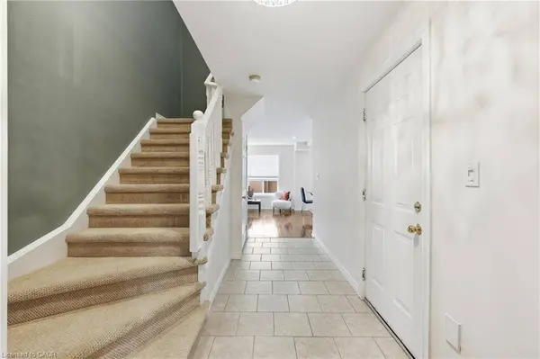 39 Pinewoods Drive #41, Stoney Creek, ON L8J 3Z4