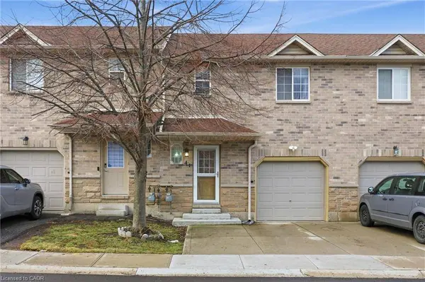 39 Pinewoods Drive #41, Stoney Creek, ON L8J 3Z4