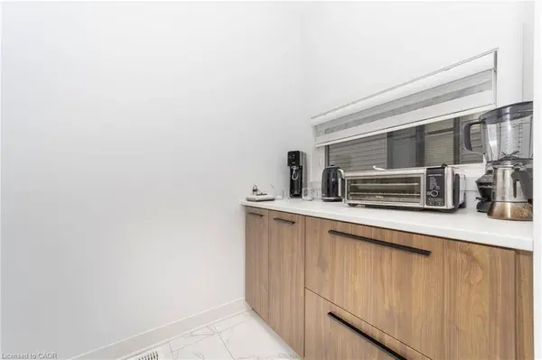 374 Big Dipper Street, Manotick, ON K4M 0J3