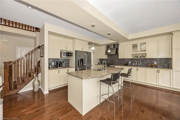 333 Percheron Way, Ottawa, ON K2V 0A9