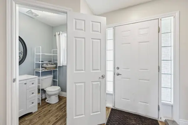 83 Davinci BLVD, Hamilton, ON L9B 0C4