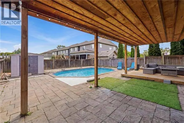83 DAVINCI Boulevard, Hamilton, ON L9B0C4
