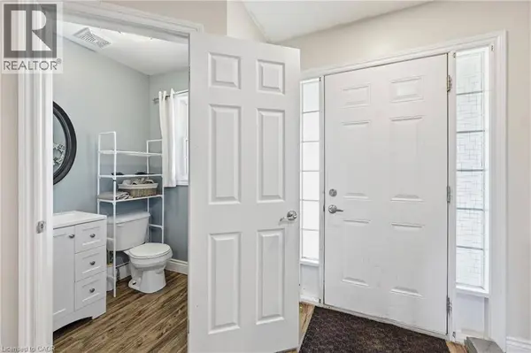 83 DAVINCI Boulevard, Hamilton, ON L9B0C4