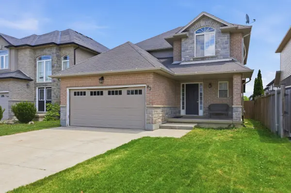 83 Davinci BLVD, Hamilton, ON L9B 0C4