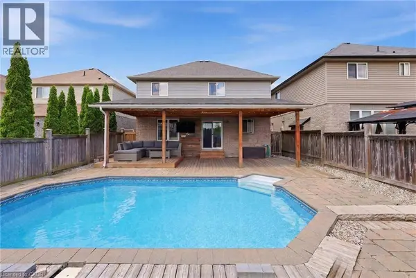 83 DAVINCI Boulevard, Hamilton, ON L9B0C4