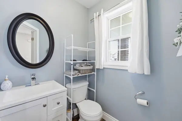83 Davinci BLVD, Hamilton, ON L9B 0C4