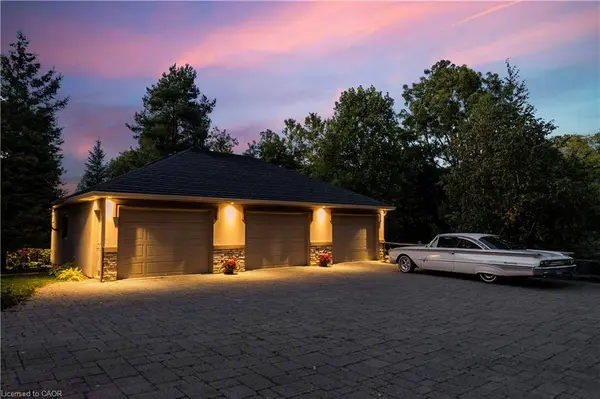 94 Highway 8 Highway, Flamborough, ON L9H 4V5