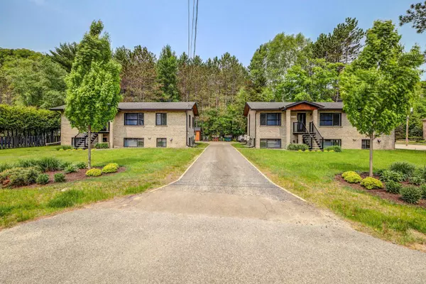 2252 Ch. du Village, Mont-tremblant, QC J8E1E9