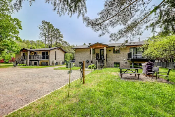 2252 Ch. du Village, Mont-tremblant, QC J8E1E9