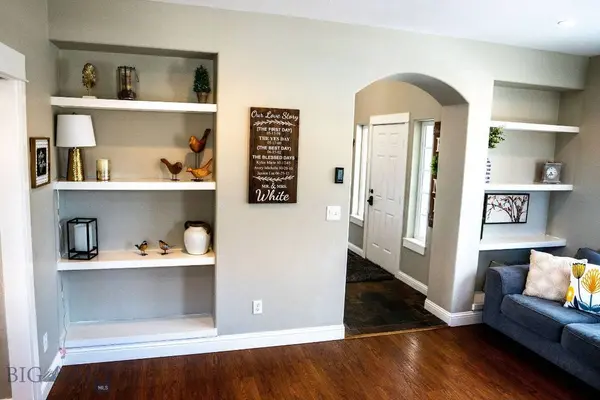 38 E Tobiano TRL, Belgrade, MT 59714