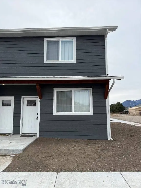 413 Garnier AVE #D, Livingston, MT 59047