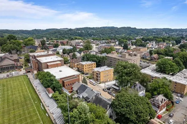 58 S Howard Ave, Bellevue, PA 15202