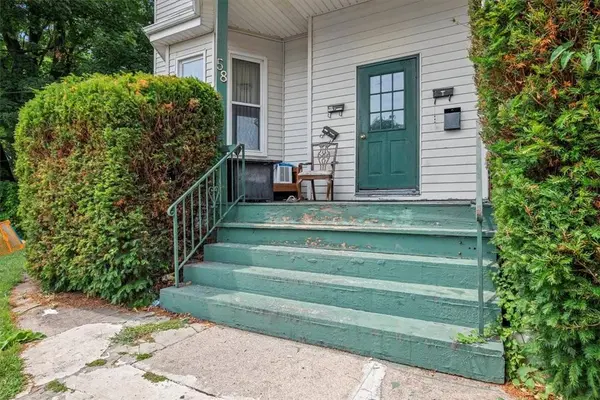 58 S Howard Ave, Bellevue, PA 15202