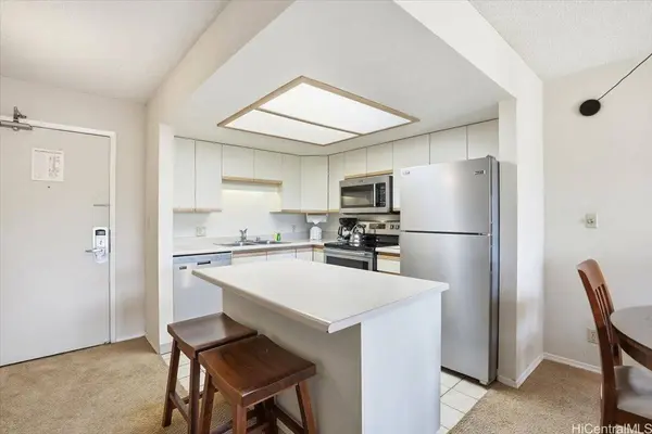 2575 S Kihei RD #H101, Kihei, HI 96753