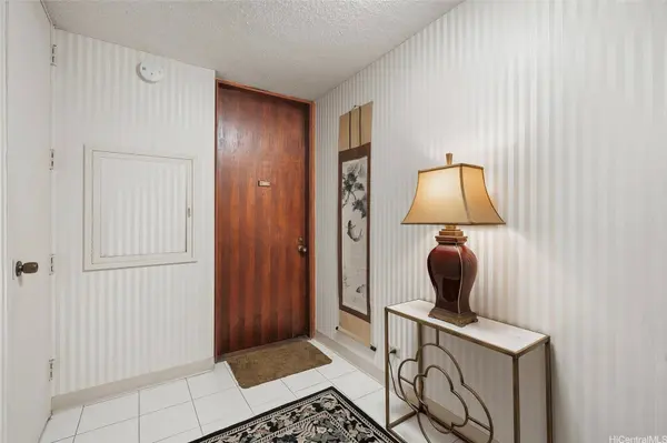 6750 Hawaii Kai DR #1404, Honolulu, HI 96825