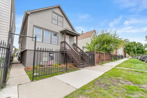 2238 N Lorel AVE